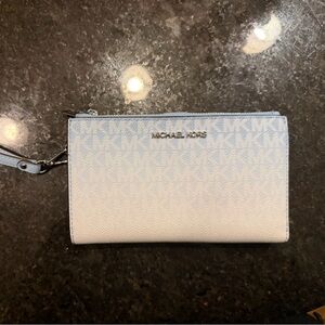 Michael Kors Cream and Blue Wristlet